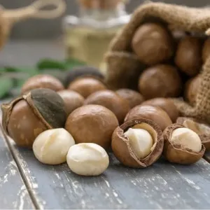 MACADAMIA